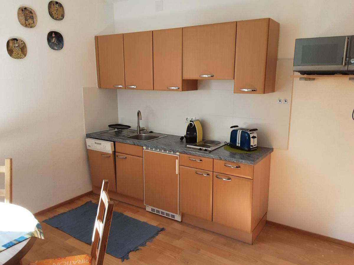 Apartment - Ferienwohnung 2 Treffen Am Ossiachersee 외부 사진